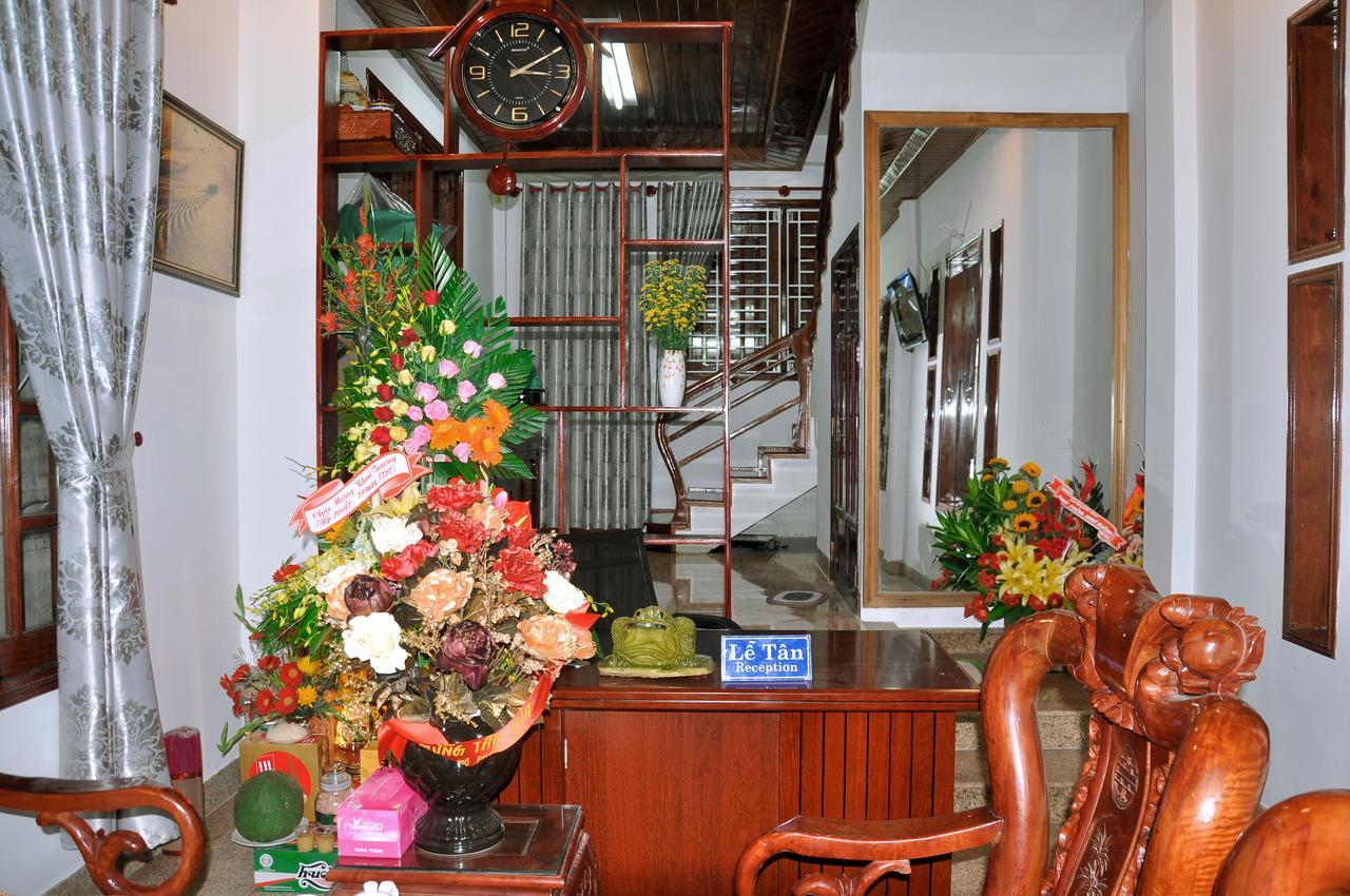 Ngoc Tung Mini Hotel Hue Bagian luar foto